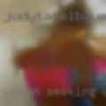 Woman seeking woman couple